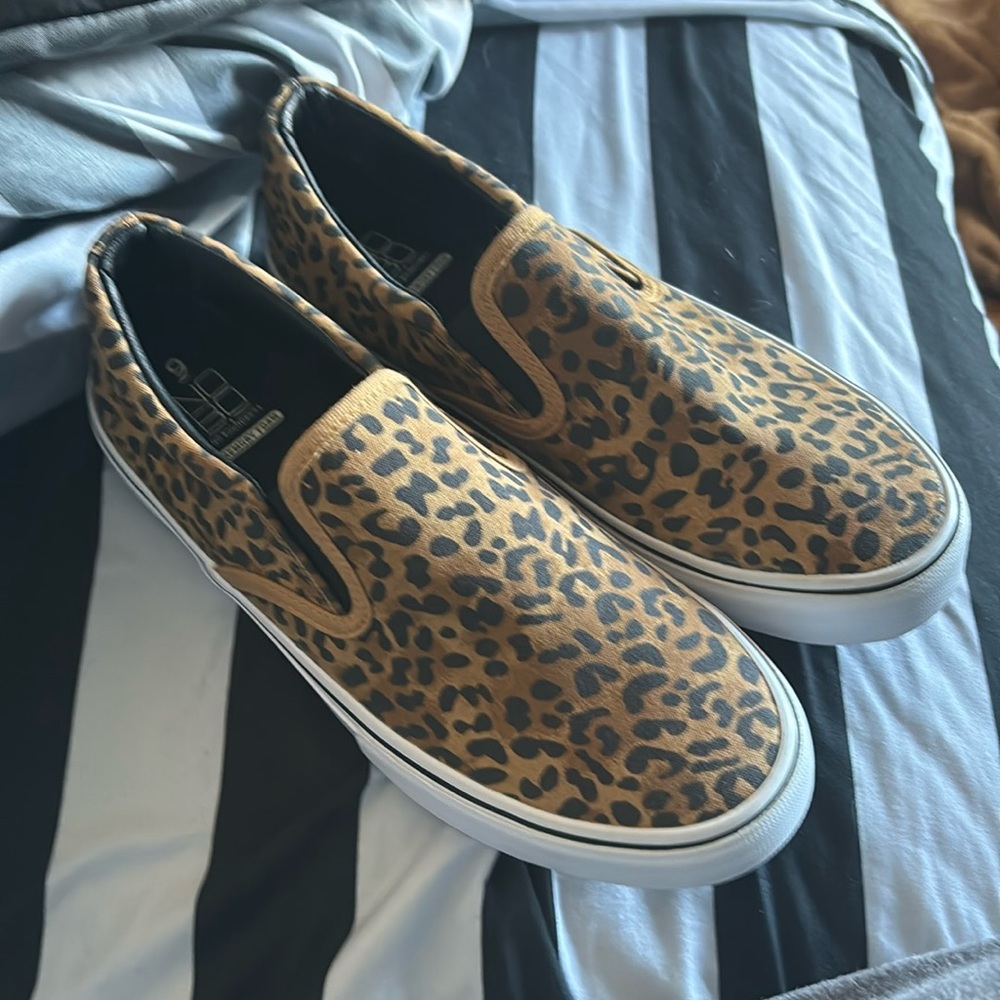 Cheetah print slip on shoes